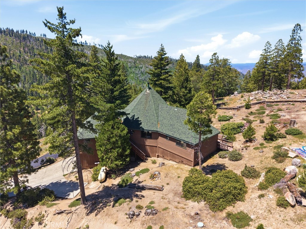 7273 Yosemite Park Property Photo 3