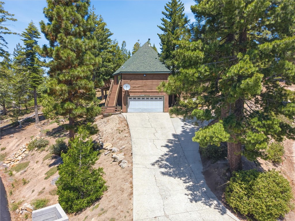 7273 Yosemite Park Property Photo 4