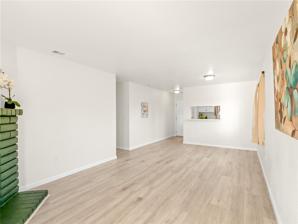 4359 W Cardiff Property Photo 9