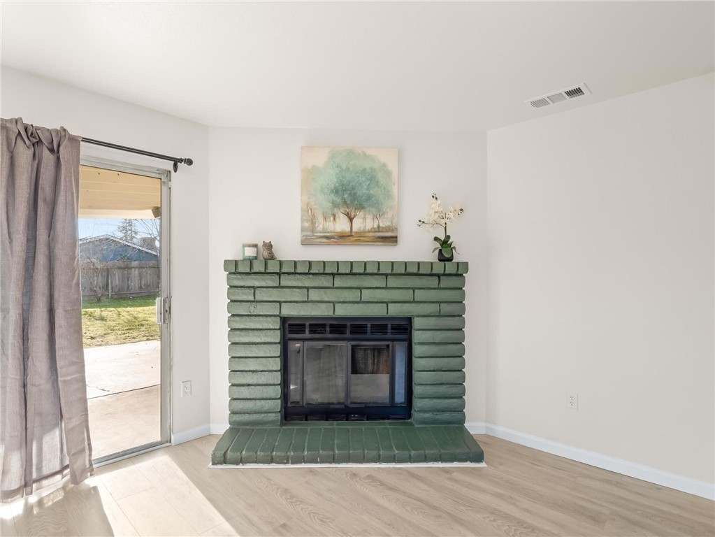 4359 W Cardiff Property Photo 10