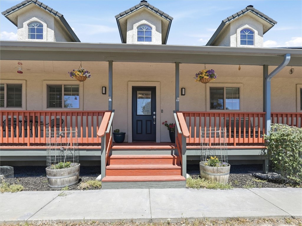 42781 Badger Circle Drive Property Photo 1
