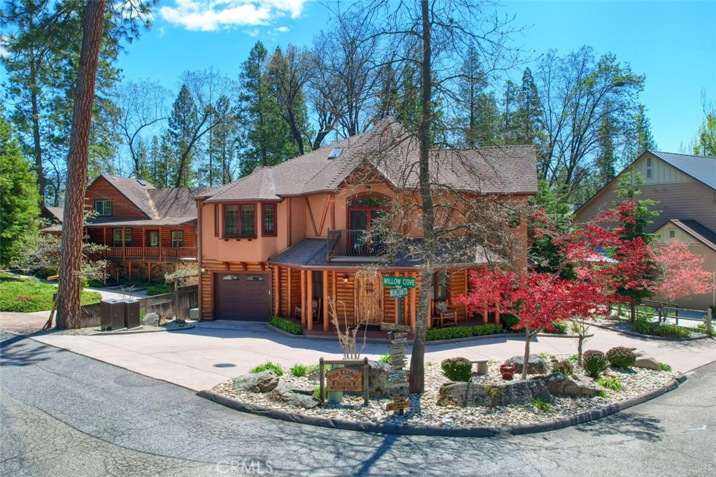 54736 Willow Cove Road Property Photo 2