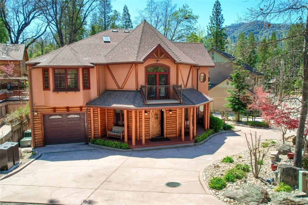 54736 Willow Cove Road Property Photo 5
