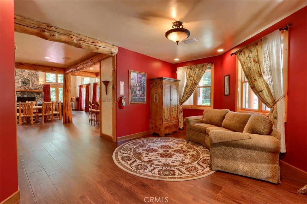 54736 Willow Cove Road Property Photo 8