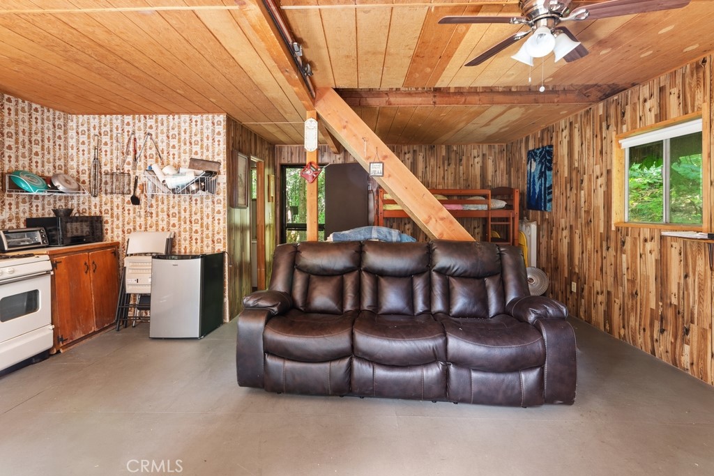 0 Ca-245 Property Photo 8