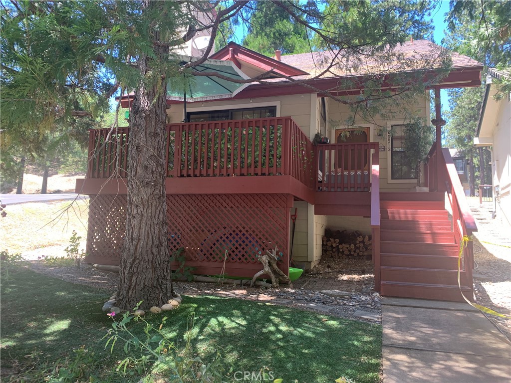 40513 Saddleback Property Photo 3