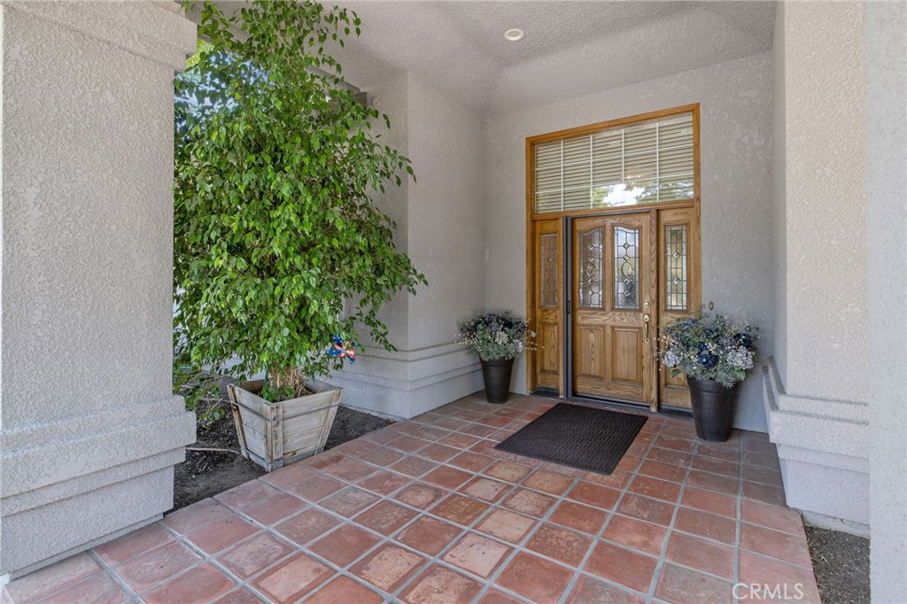 2833 E Laura Court Property Photo 6