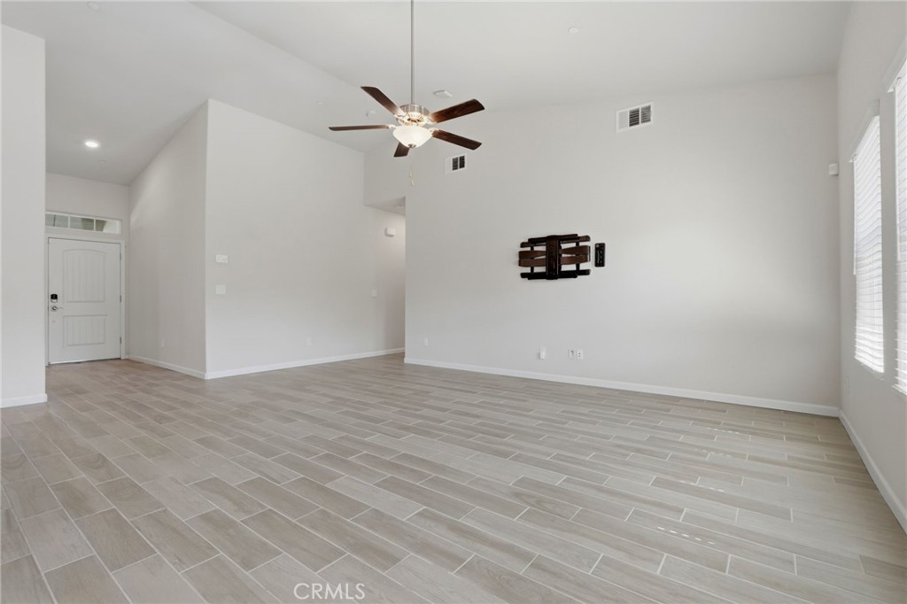 2025 Madeline Drive Property Photo 16