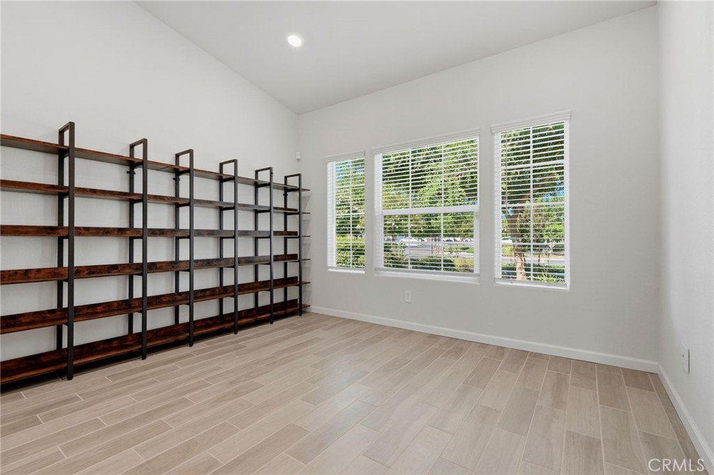 2025 Madeline Drive Property Photo 23
