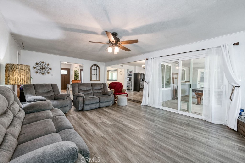 36837 Berkshire Drive Property Photo 9