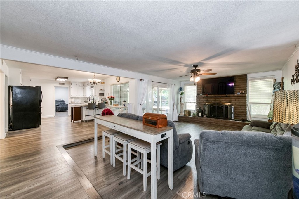 36837 Berkshire Drive Property Photo 10