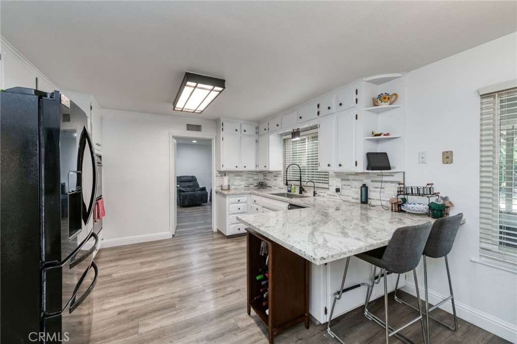 36837 Berkshire Drive Property Photo 13