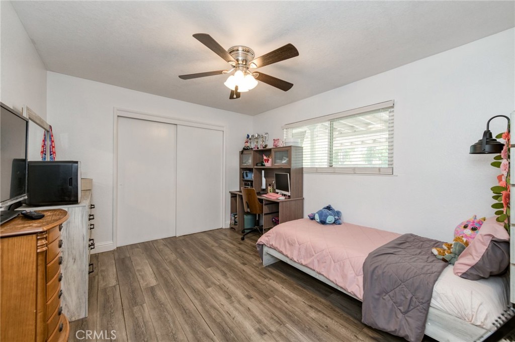 36837 Berkshire Drive Property Photo 33
