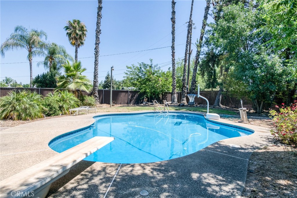 36837 Berkshire Drive Property Photo 49