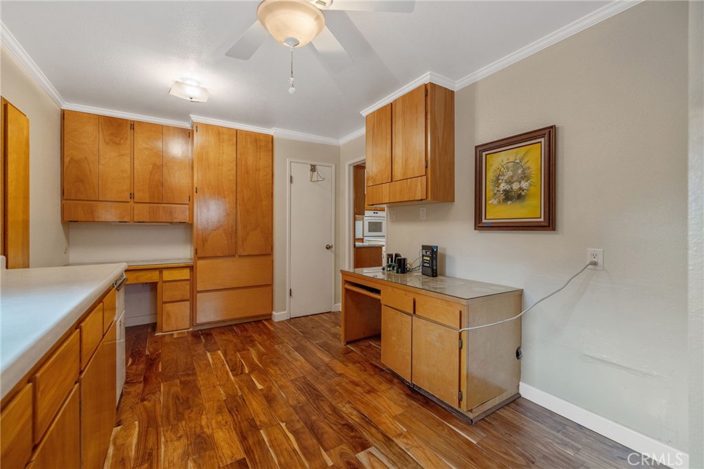 1714 N Blythe Property Photo 21