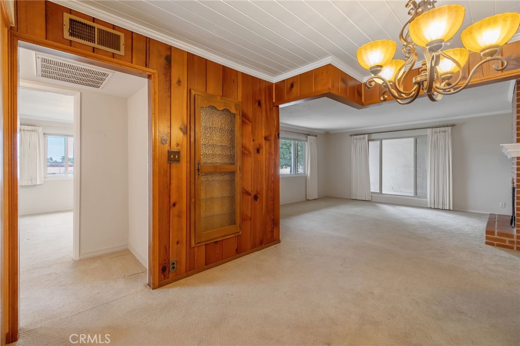 1714 N Blythe Property Photo 23