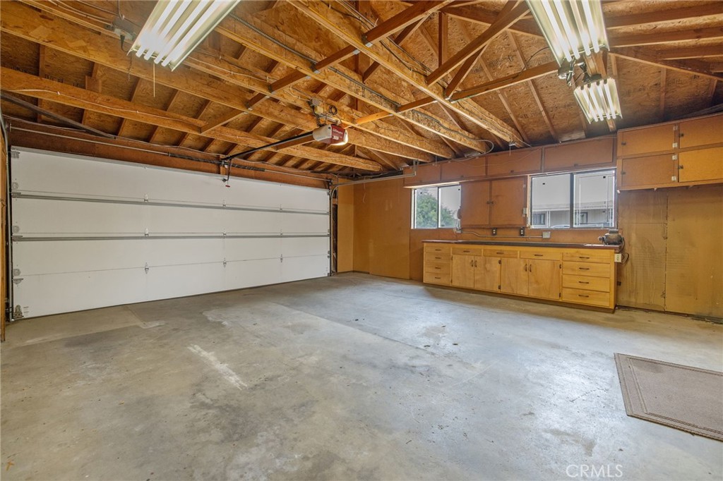 1714 N Blythe Property Photo 45