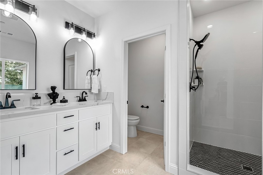 36328 Highway 145 Property Photo 23