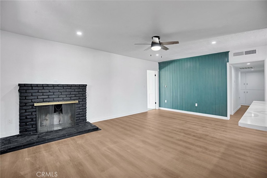 2938 E Willis Property Photo 10