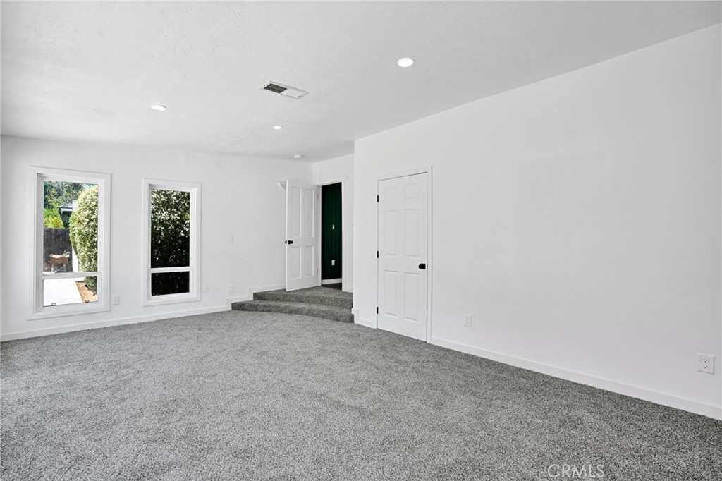 2938 E Willis Property Photo 27
