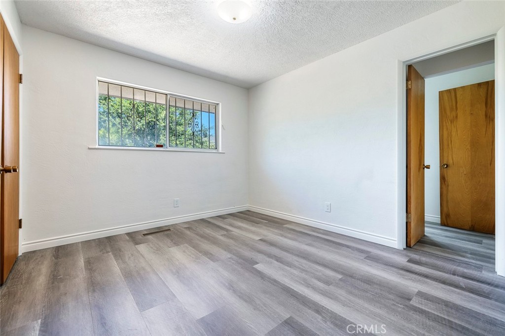 947 S Stanford Avenue Property Photo 30