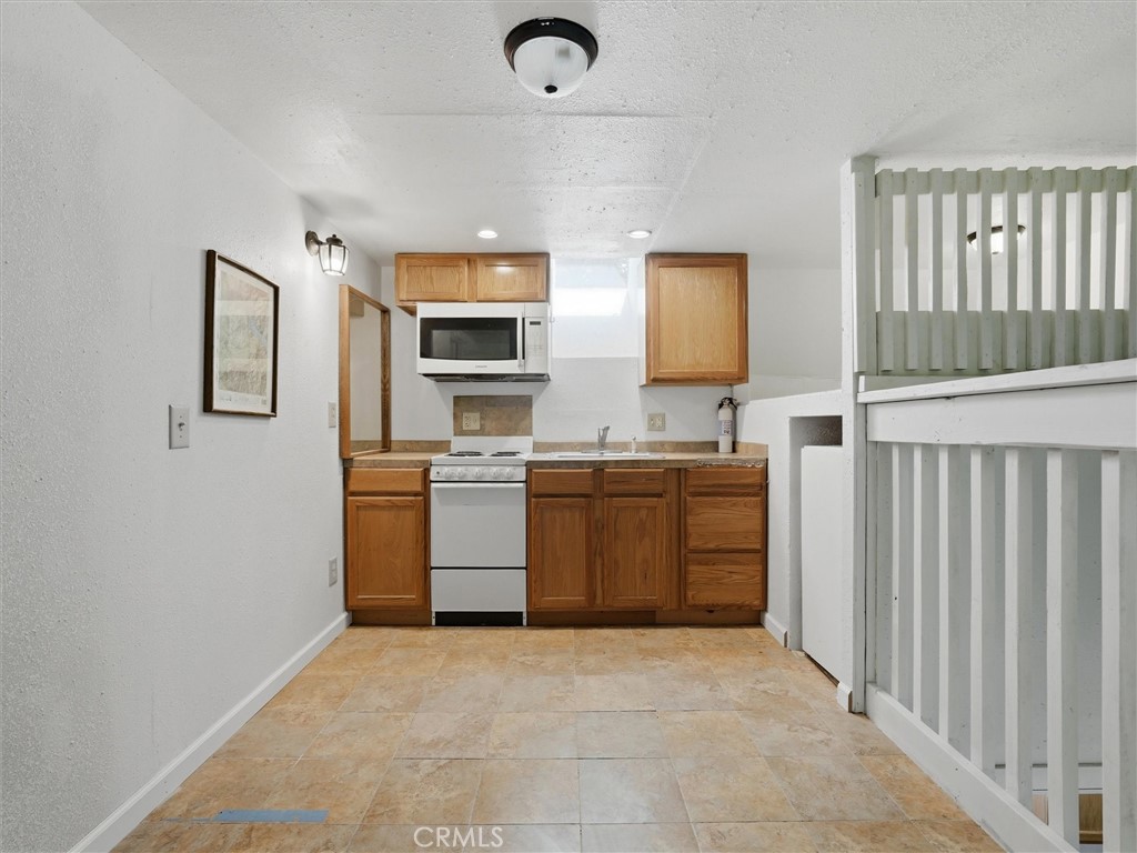 36211 Toku Poyah Property Photo 35