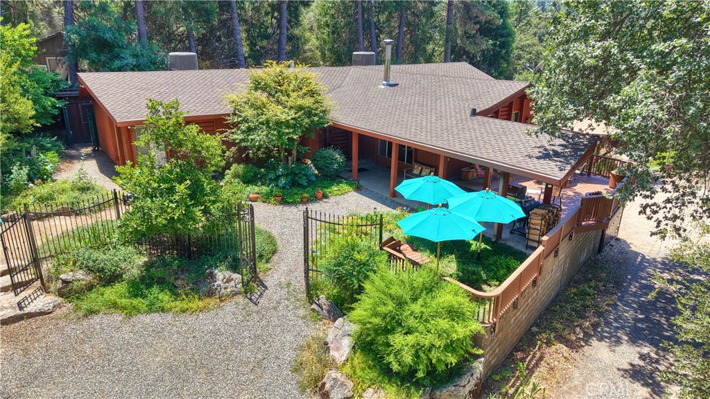 39670 Highview Property Photo 7