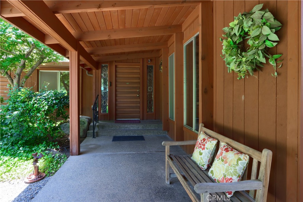 39670 Highview Property Photo 9