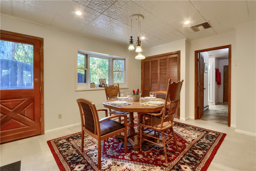 39670 Highview Property Photo 21