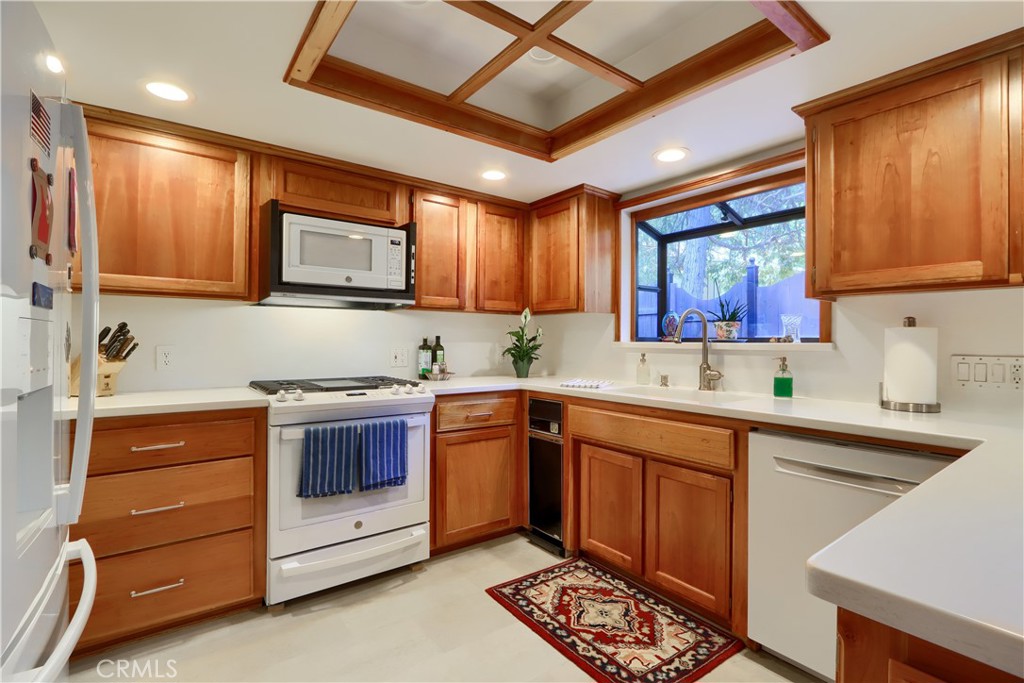 39670 Highview Property Photo 25