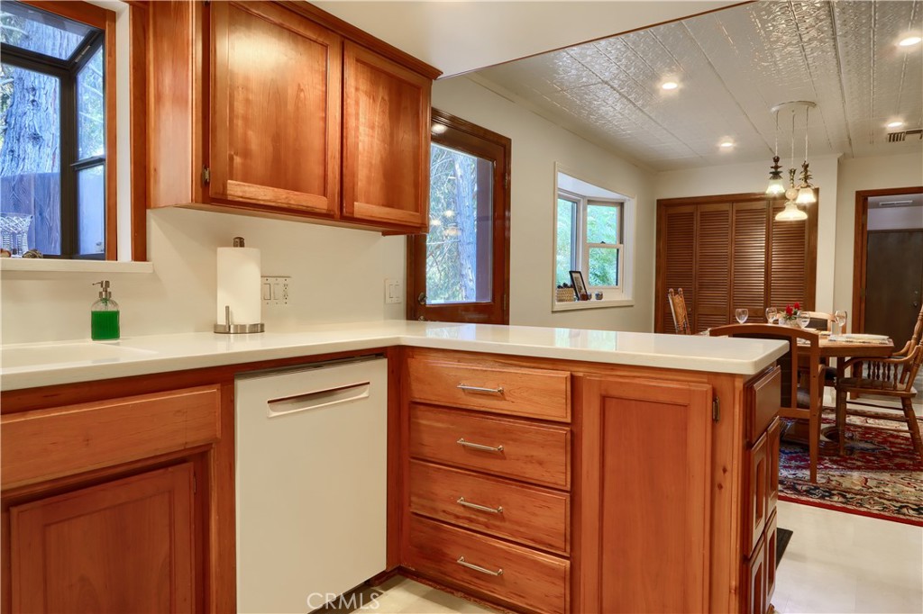 39670 Highview Property Photo 27