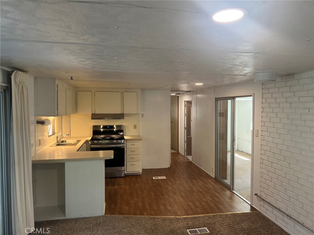 39670 Highview Property Photo 67