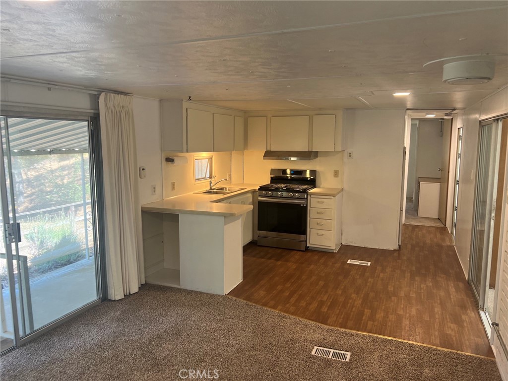 39670 Highview Property Photo 68