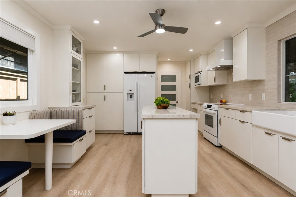 5031 N Van Ness Property Photo 7