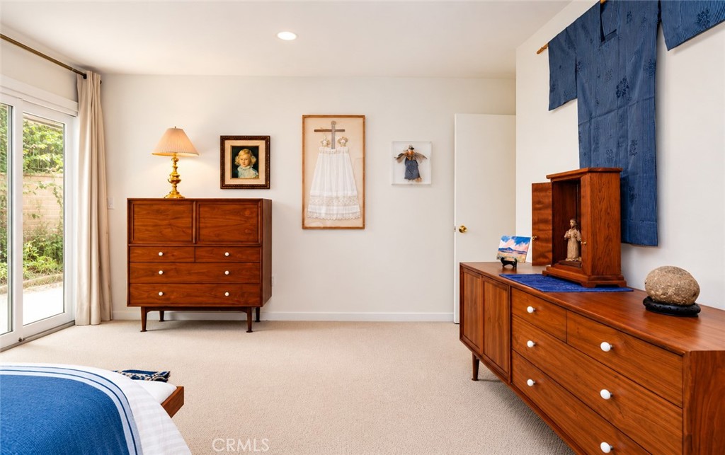 5031 N Van Ness Property Photo 19