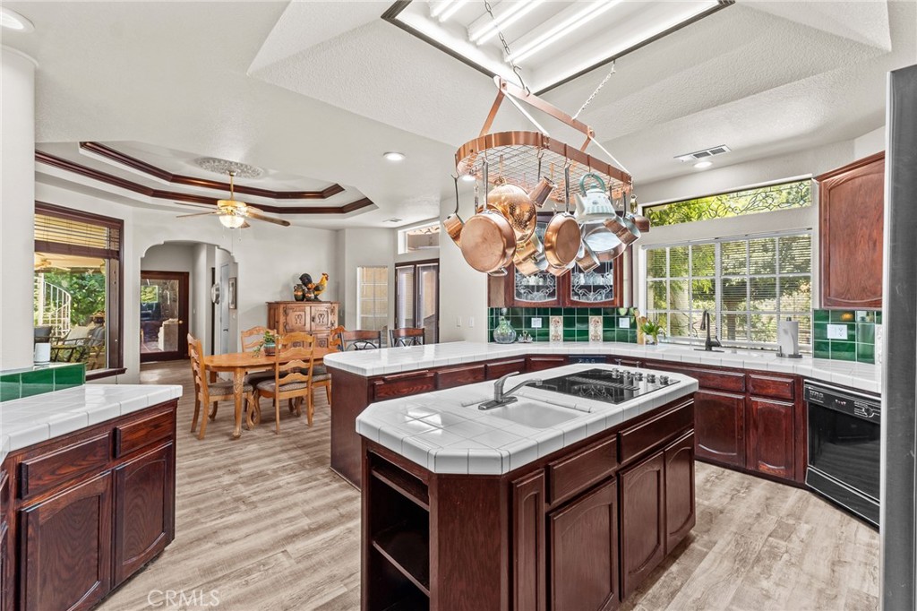 32933 Success Valley Drive Property Photo 10