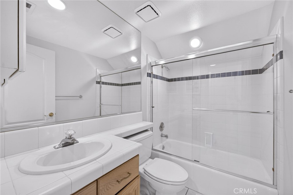 2997 W Silverhill Property Photo 37