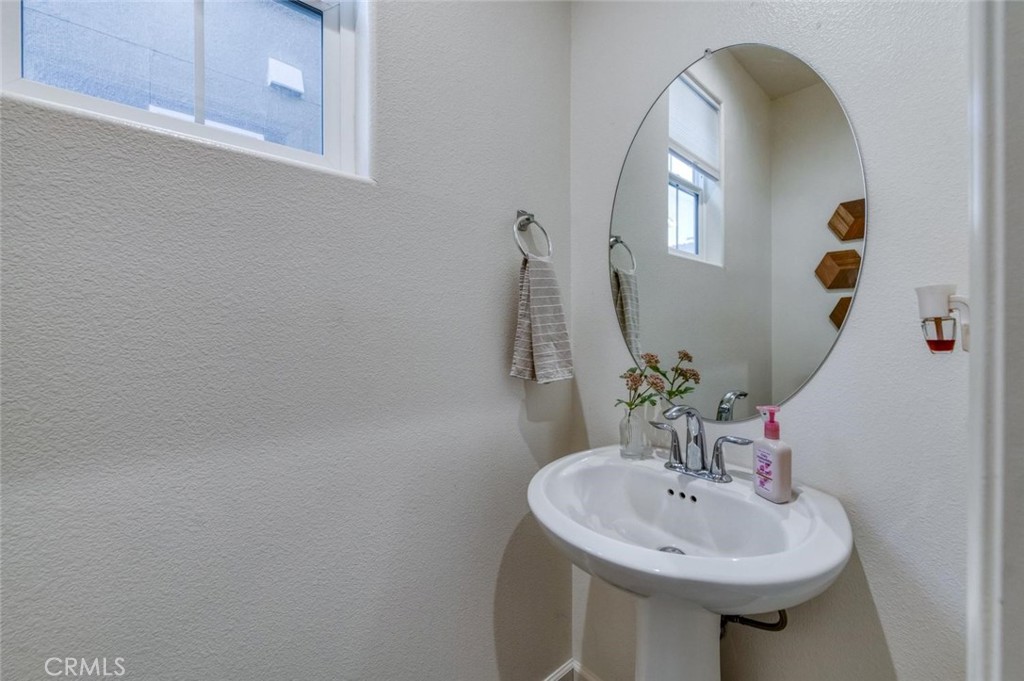 836 Winchell W Property Photo 14
