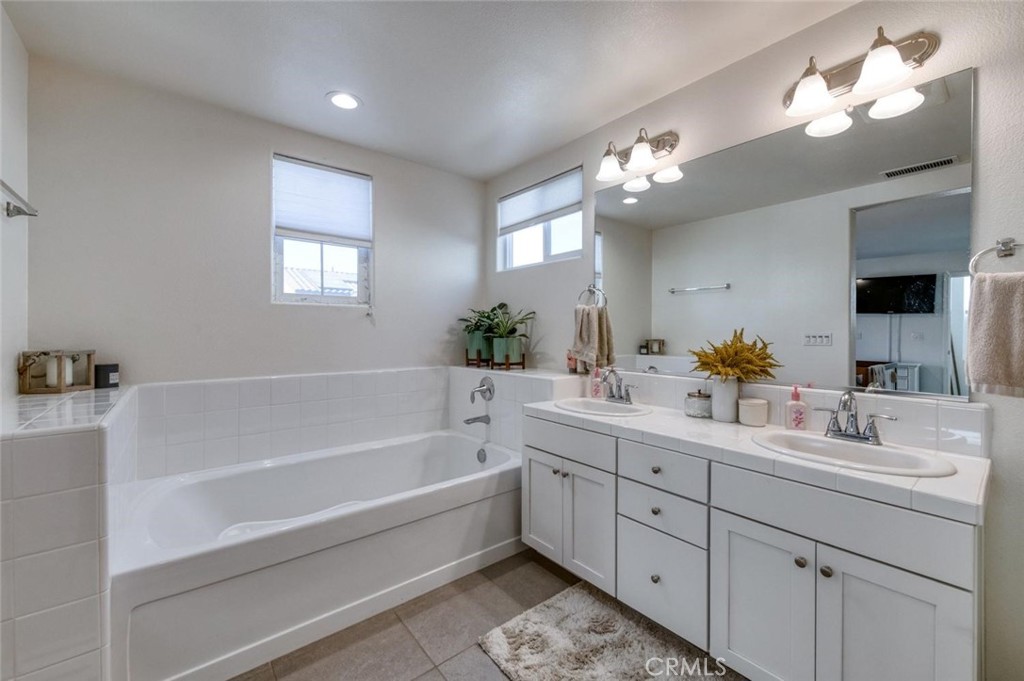 836 Winchell W Property Photo 24