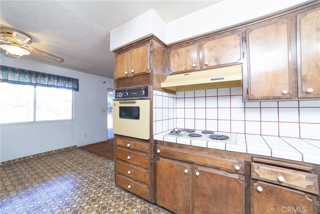 17101 Road 37 Property Photo 10