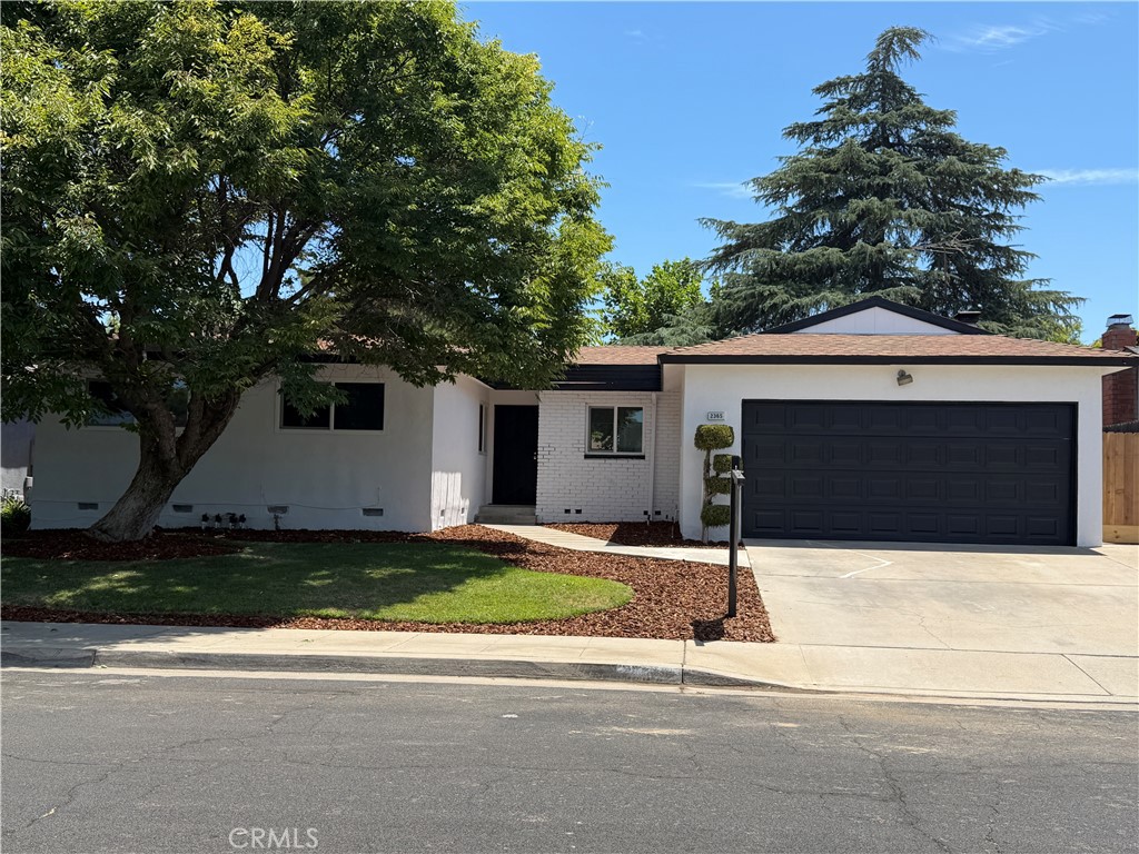 2365 Fordham Property Photo 1