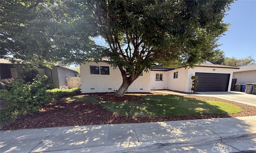 2365 Fordham Property Photo 3