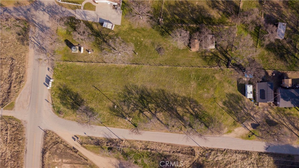 33831 Medford Property Photo 43
