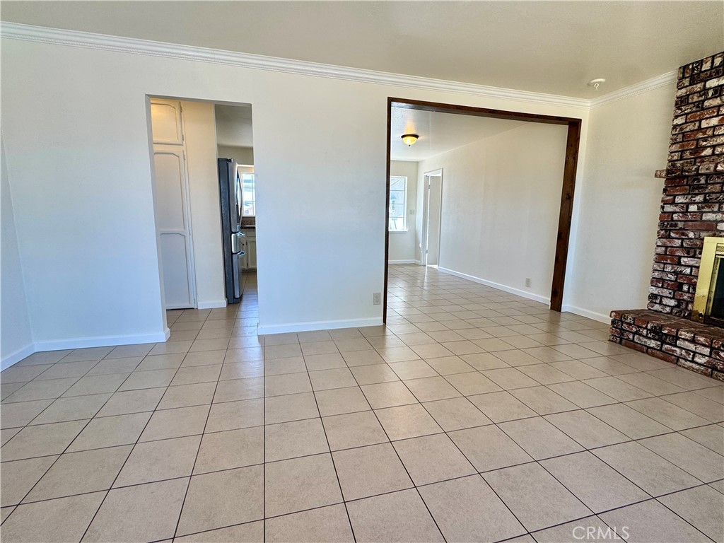 2581 E Gerard Property Photo 6