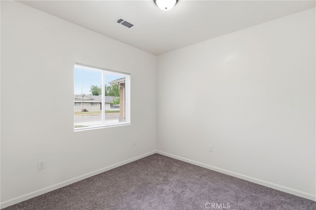 3447 E Douglas Avenue Property Photo 26