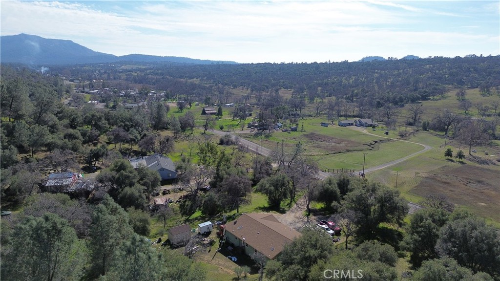 25 Buckaroo Lane Property Photo 6