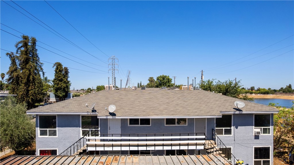 5 E Saginaw Property Photo 1