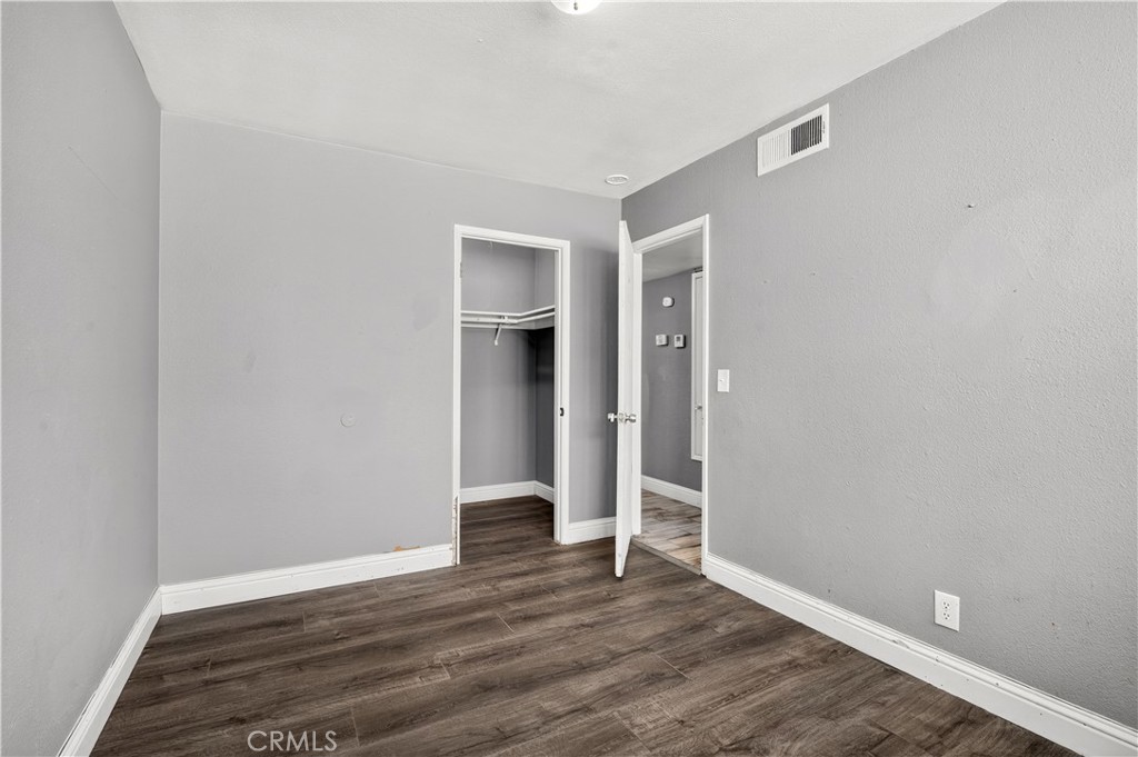5 E Saginaw Property Photo 26