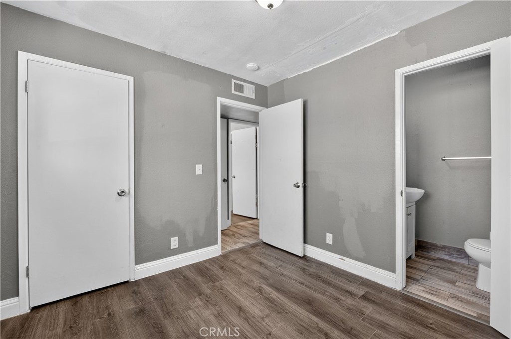 5 E Saginaw Property Photo 27