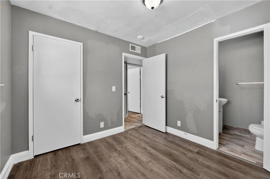 5 E Saginaw Property Photo 28